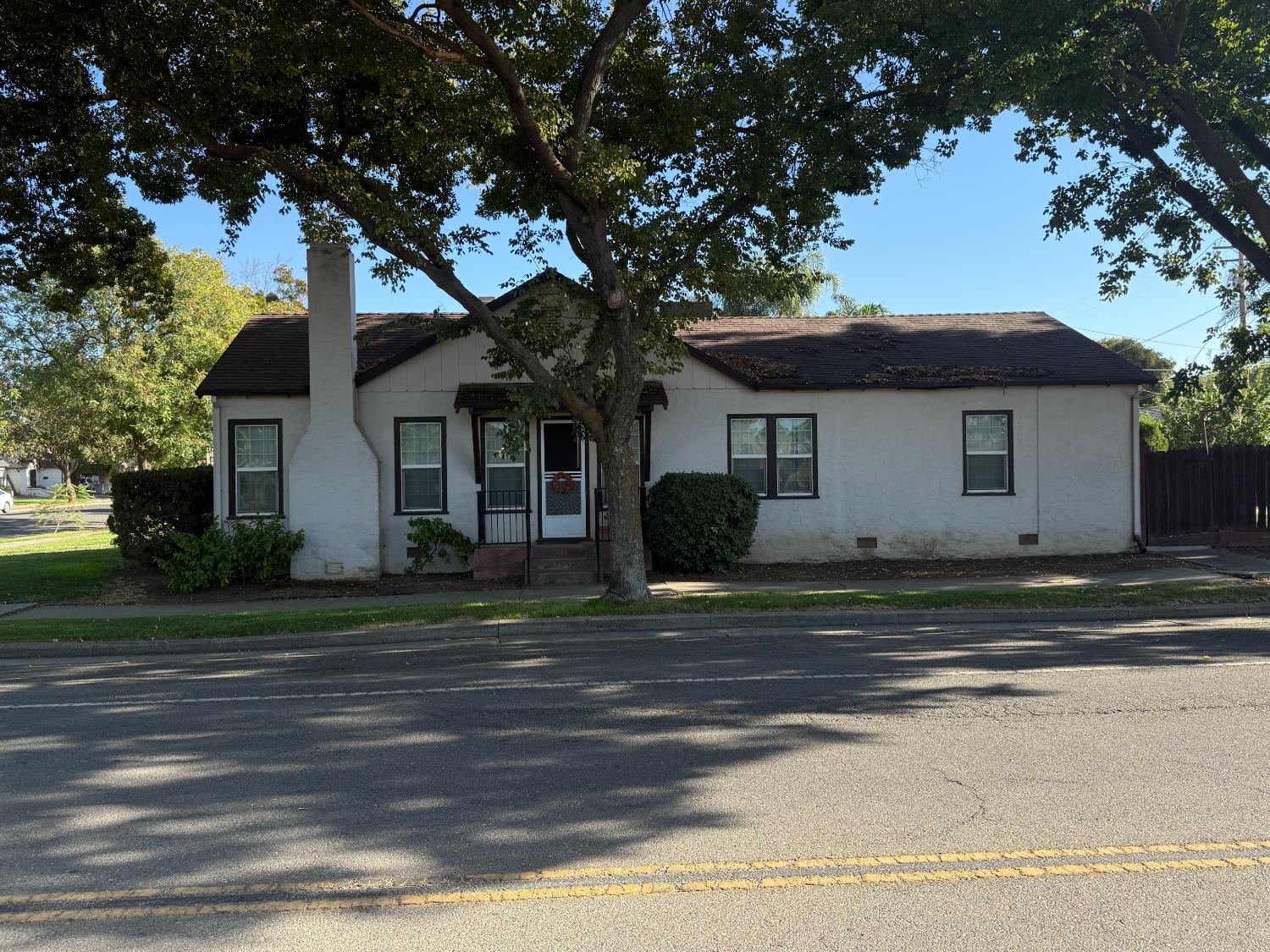 326 North 4th Street Patterson, CA 95363 - Photo 3 of 6