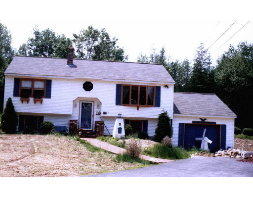 671 Teel Road Winchendon, MA 01475 - Photo 1 of 1 a front view of a house with a yard
