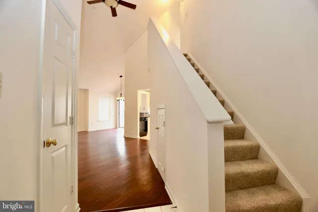 $2,800 | 5928 Founders Crossing Court, Unit 303, Alexandria, VA 22310