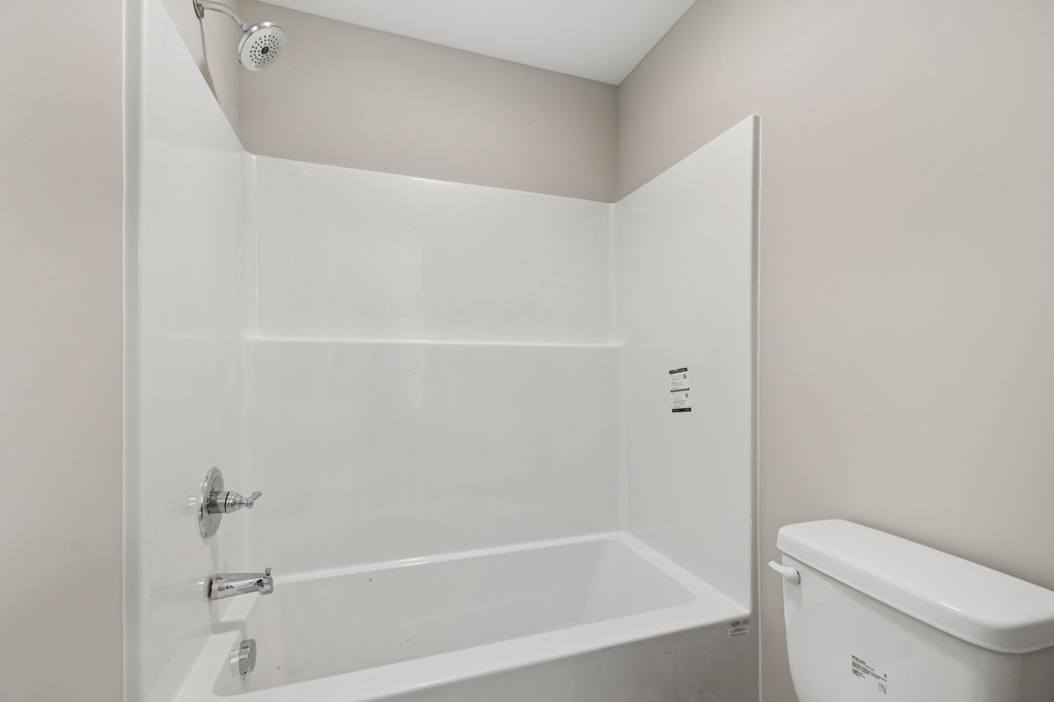 84 Old Brick Church Road Estill Springs, TN 37330 - Photo 29 of 37 a bathroom with a bathtub