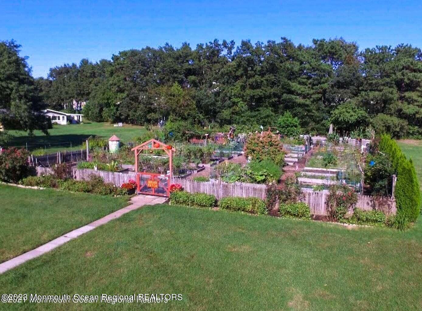 51 Markham Road Brick, NJ 08724 - Photo 25 of 31