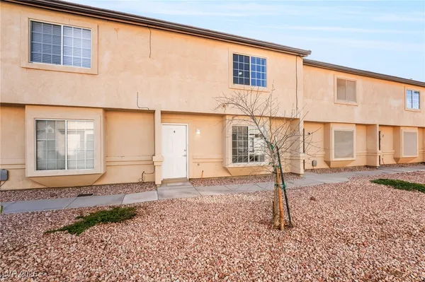 $179,900 | 775 Moss Drive, Unit 8, Mesquite, NV 89027
