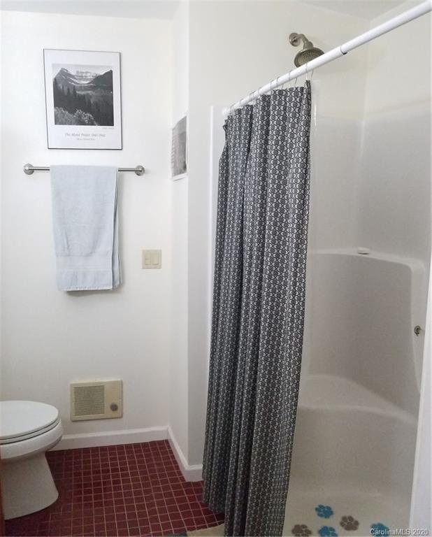115 Pershing Road Asheville, NC 28805 - Photo 21 of 34 Gallery Image 21
