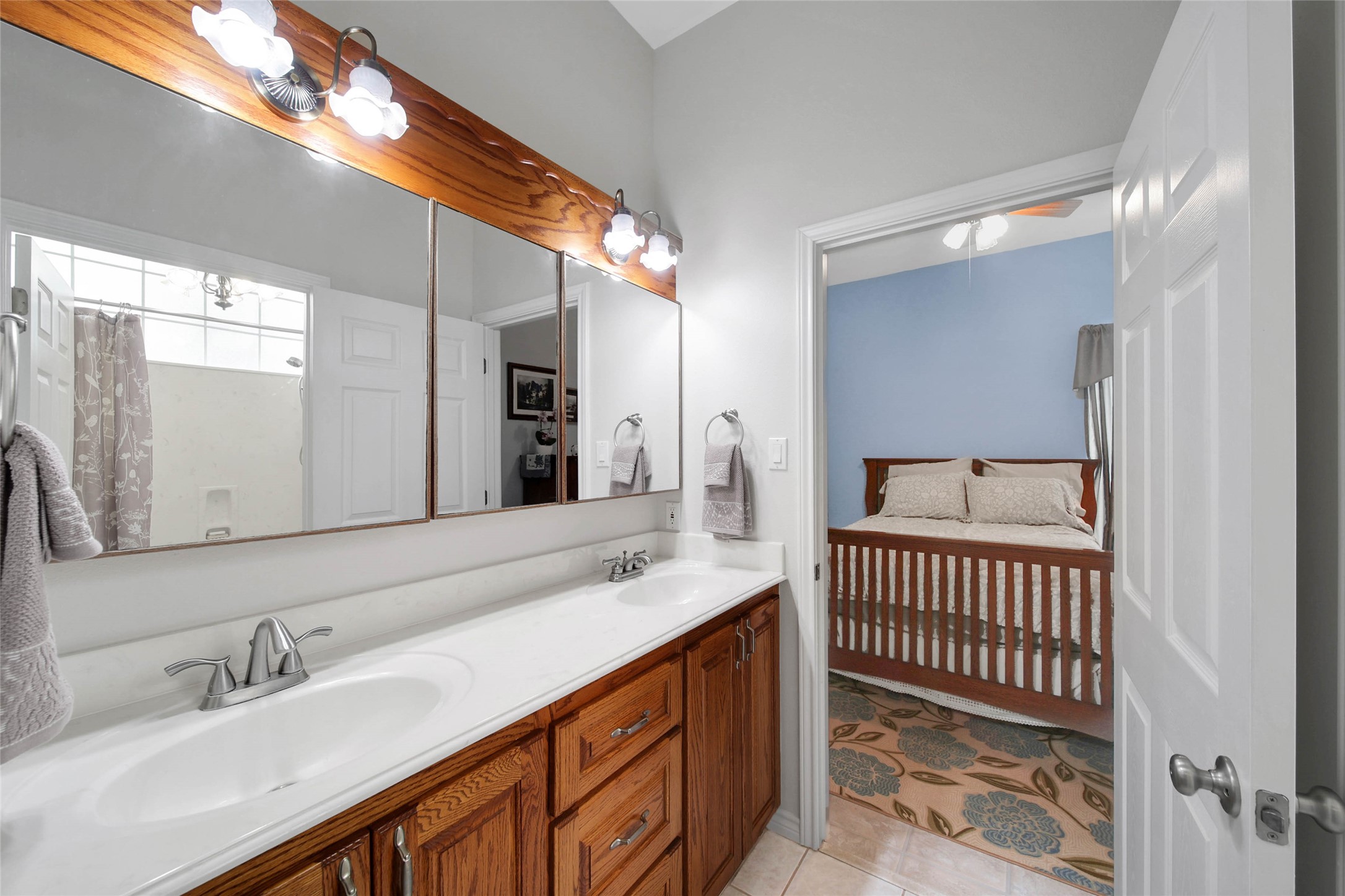 128 Duke Road Bedias, TX 77831 - Photo 24 of 50 Guest Bath 1