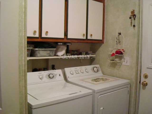 5475 Petaca Road Las Vegas, NV 89122 - Photo 12 of 16 Laundry Rm/Area.