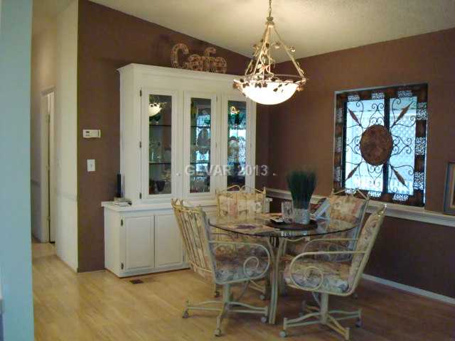 5475 Petaca Road Las Vegas, NV 89122 - Photo 3 of 16 Dining Room.