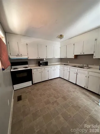 $140,000 | 1660 State Rd S-38-181, Orangeburg, SC 29115