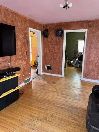 $52,000 | 201 Central Avenue, Finley, ND 58230