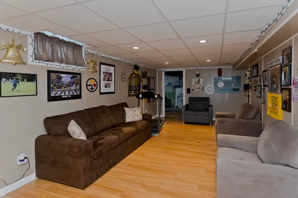 $3,000 | 83 Chalmers Street, Springfield, MA 01118