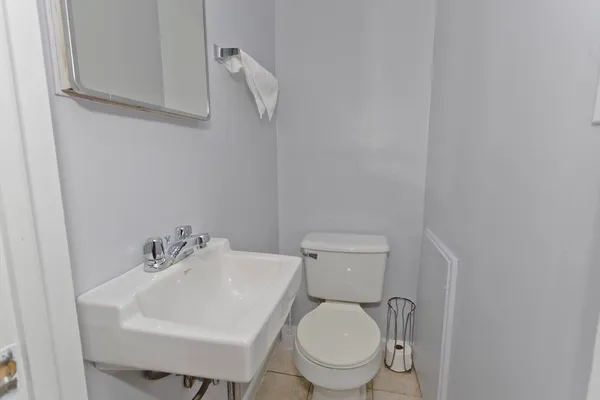 $3,000 | 83 Chalmers Street, Springfield, MA 01118