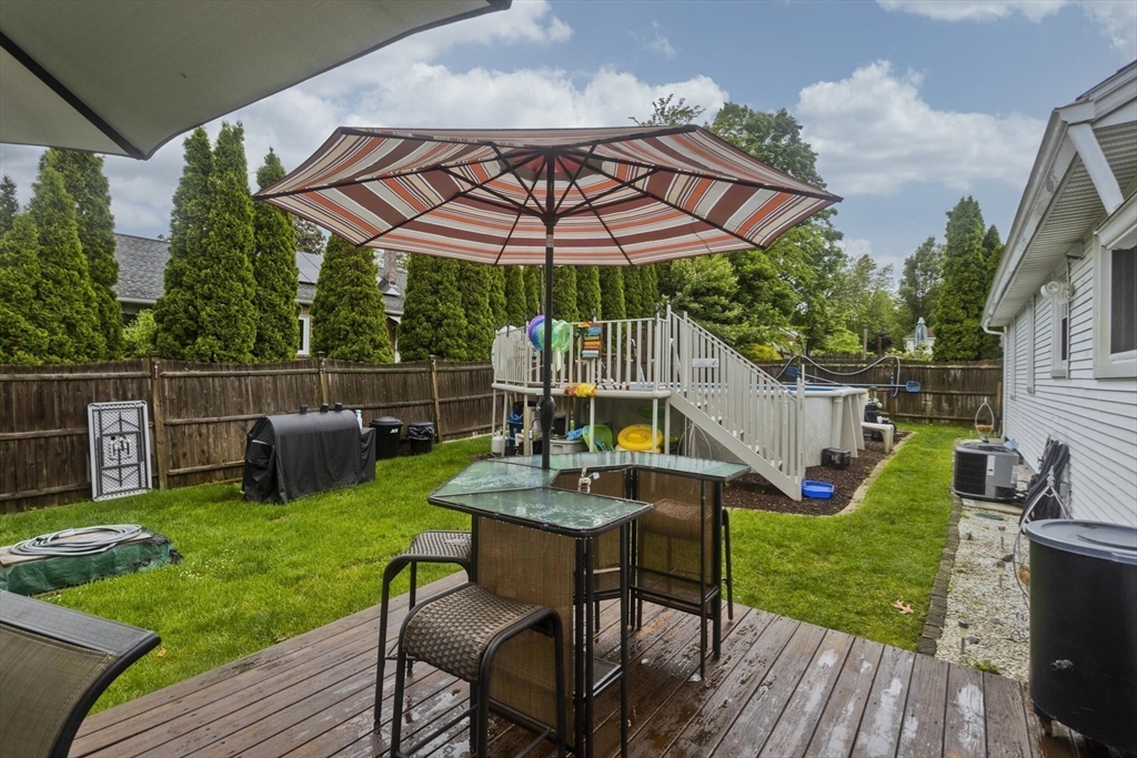 83 Chalmers Street Springfield, MA 01118 - Photo 19 of 21