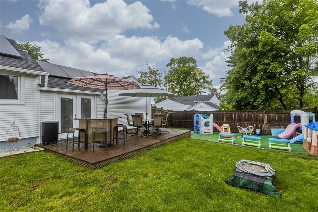 83 Chalmers Street Springfield, MA 01118 - Photo 21 of 21