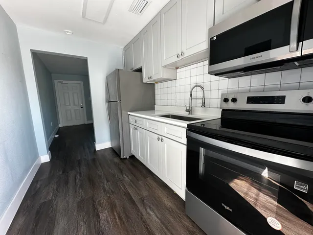 $1,600 | 711 North 23rd Street, Unit A, Fort Pierce, FL 34950