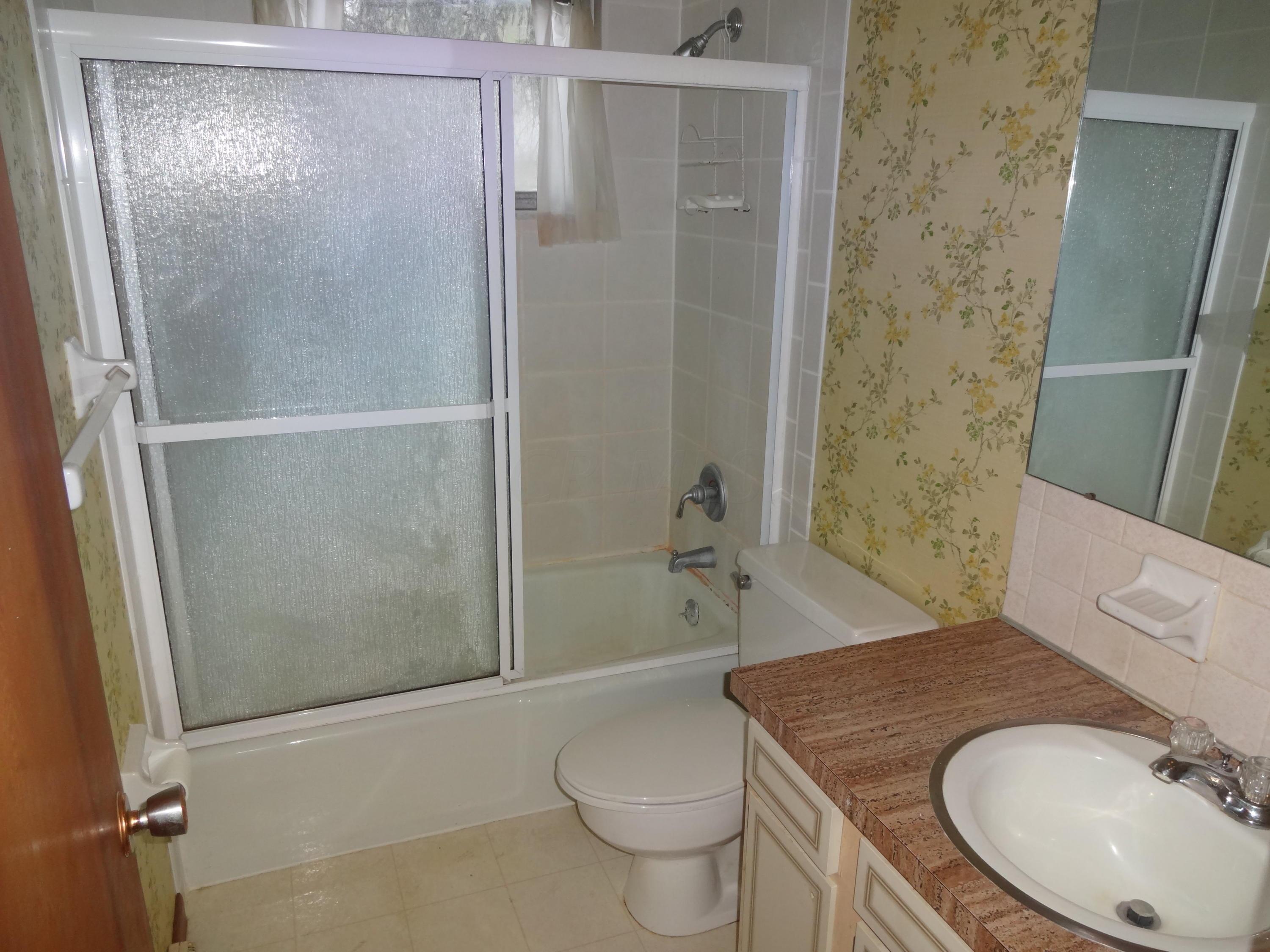 10416 Taylor Road Southwest Reynoldsburg, OH 43068 - Photo 10 of 27
