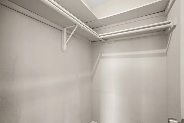 $1,395 | 1013 West 23rd Street, Unit 205, Austin, TX 78705