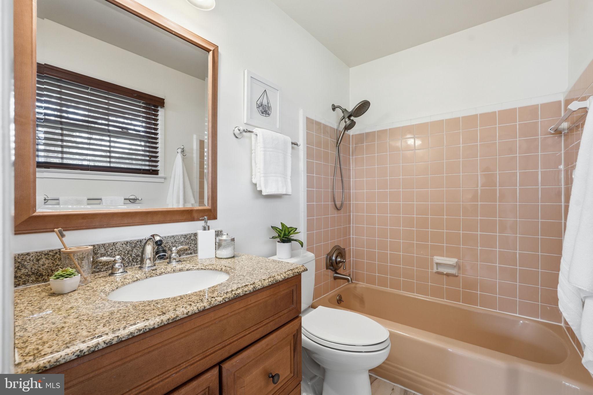 8110 Carrick Lane Springfield, VA 22151 - Photo 20 of 41