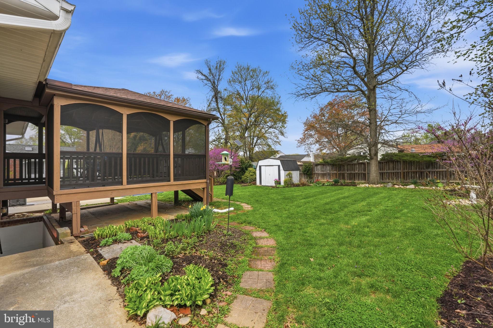 8110 Carrick Lane Springfield, VA 22151 - Photo 35 of 41