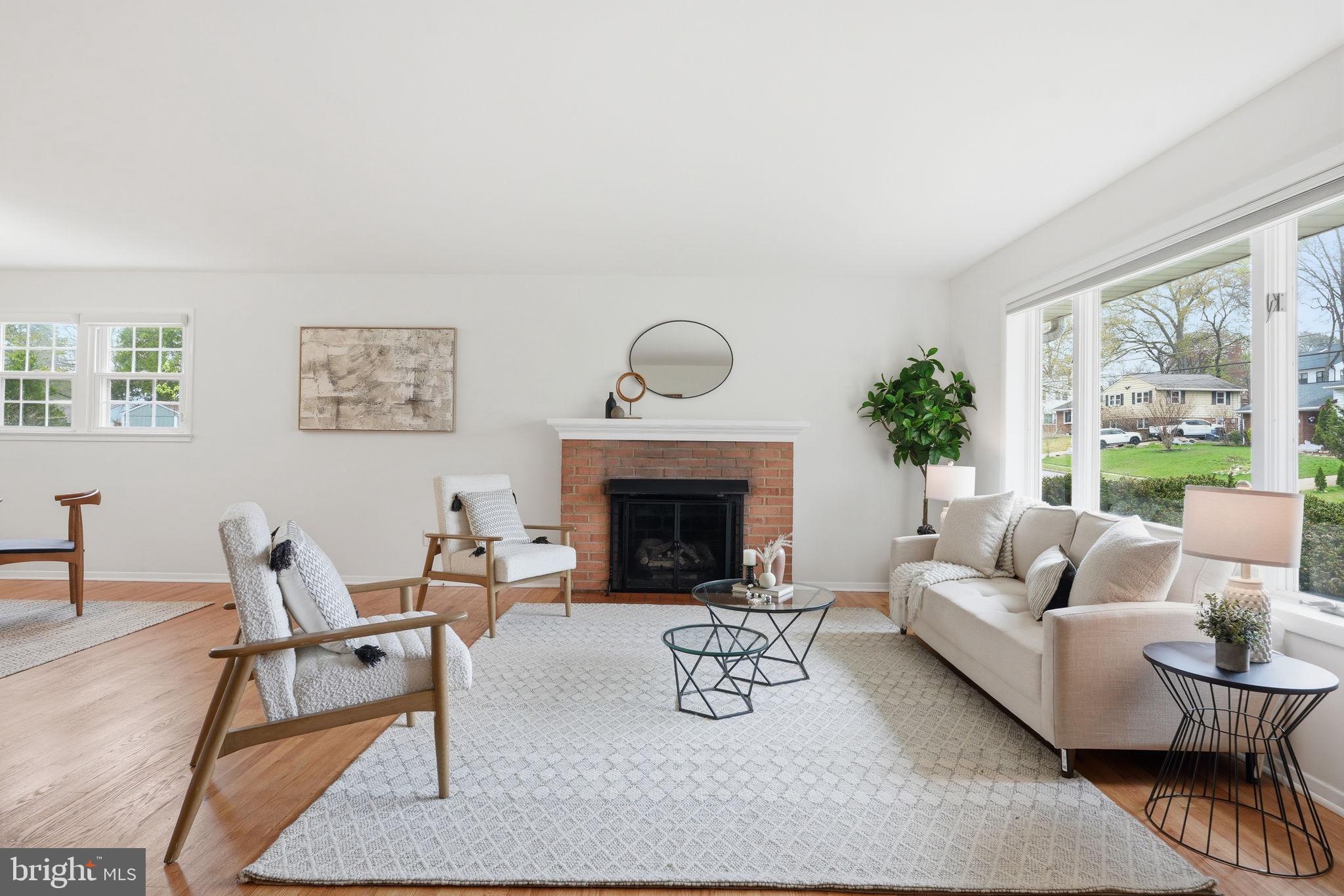 8110 Carrick Lane Springfield, VA 22151 - Photo 4 of 41