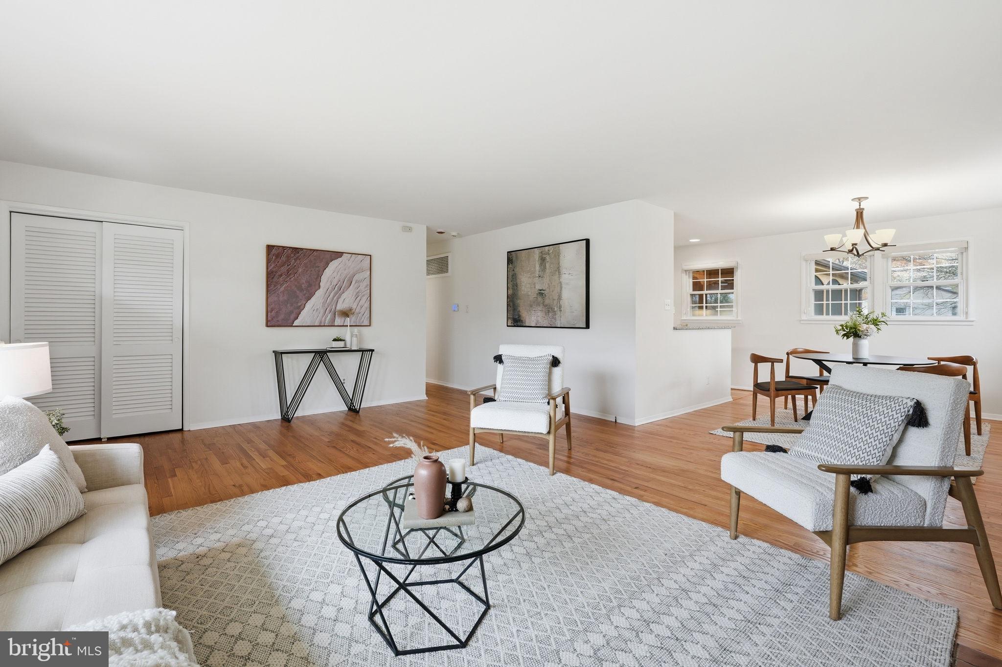 8110 Carrick Lane Springfield, VA 22151 - Photo 7 of 41