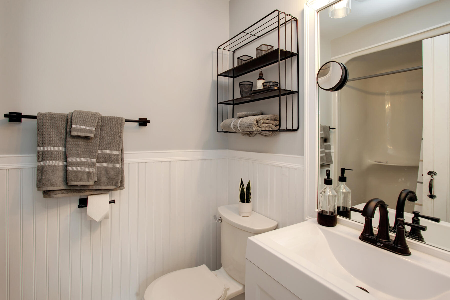 7 Flying Cloud Circle Mashpee, MA 02649 - Photo 13 of 23 a bathroom with a sink a toilet and shower
