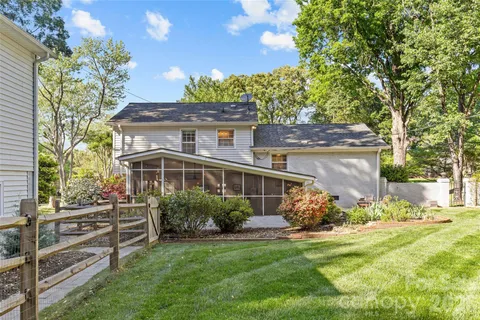 $700,000 | 7013 Old Forge Drive, Charlotte, NC 28226