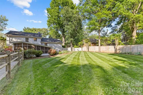 $700,000 | 7013 Old Forge Drive, Charlotte, NC 28226