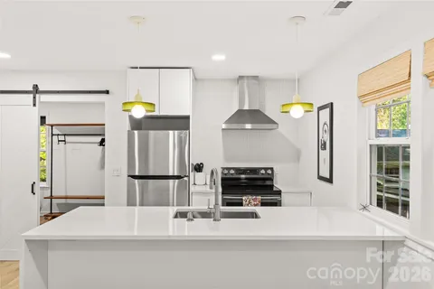 $700,000 | 7013 Old Forge Drive, Charlotte, NC 28226