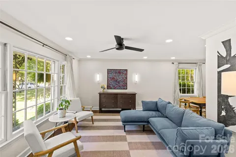 $700,000 | 7013 Old Forge Drive, Charlotte, NC 28226