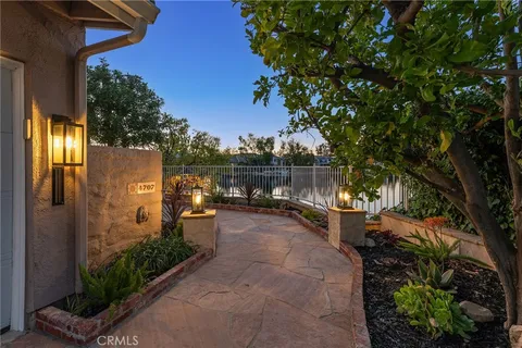 $2,495,000 | 4707 Park Olivo, Unit N, Calabasas, CA 91302