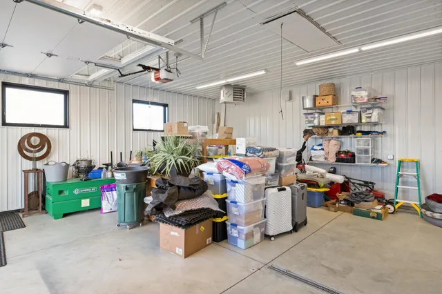 $1,599,900 | 7737 Prairie Grass Pass, Credit River, MN 55372