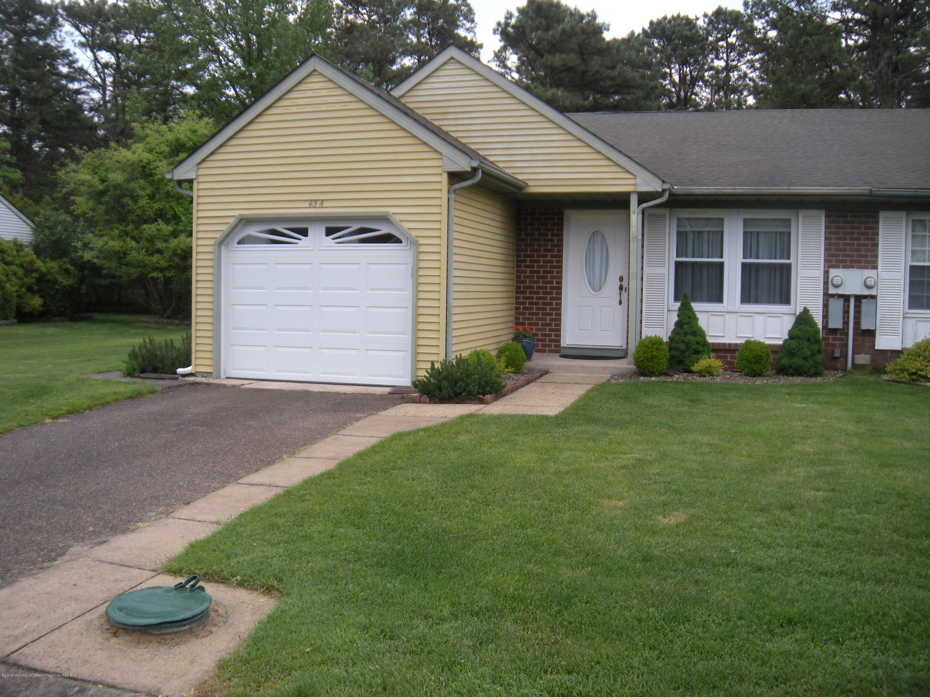 43 A Medford Road Whiting, NJ 08759 - Photo 2 of 21 DSCN4774