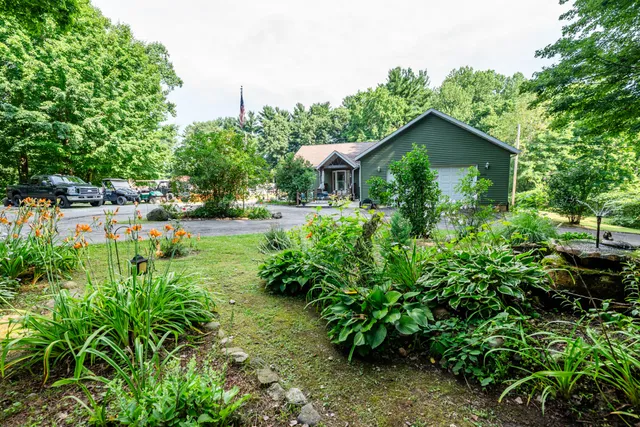 $544,900 | 3045 Little Glendora Road, Buchanan, MI 49107