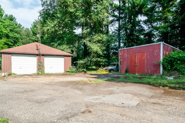 $544,900 | 3045 Little Glendora Road, Buchanan, MI 49107