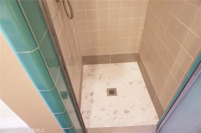 a car parked in front of a house