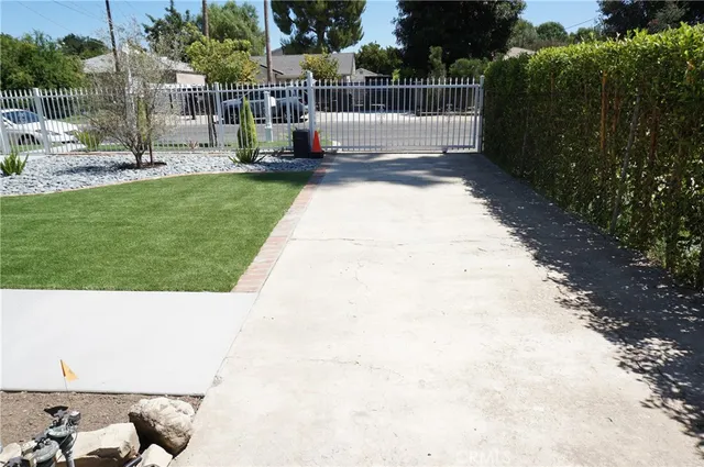 $3,900 | 10333 Jordan Avenue, Chatsworth, CA 91311