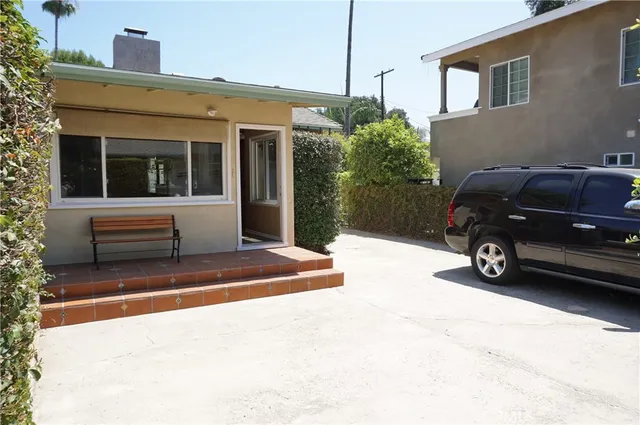 $3,900 | 10333 Jordan Avenue, Chatsworth, CA 91311