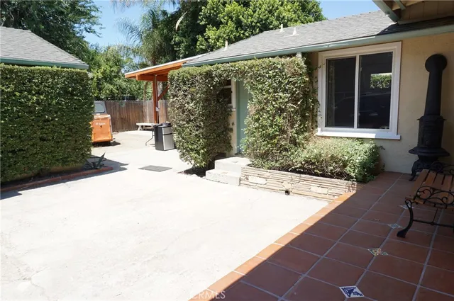 $3,900 | 10333 Jordan Avenue, Chatsworth, CA 91311