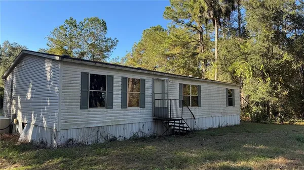 $165,000 | 17221 Southeast 95th Street Road, Ocklawaha, FL 32179