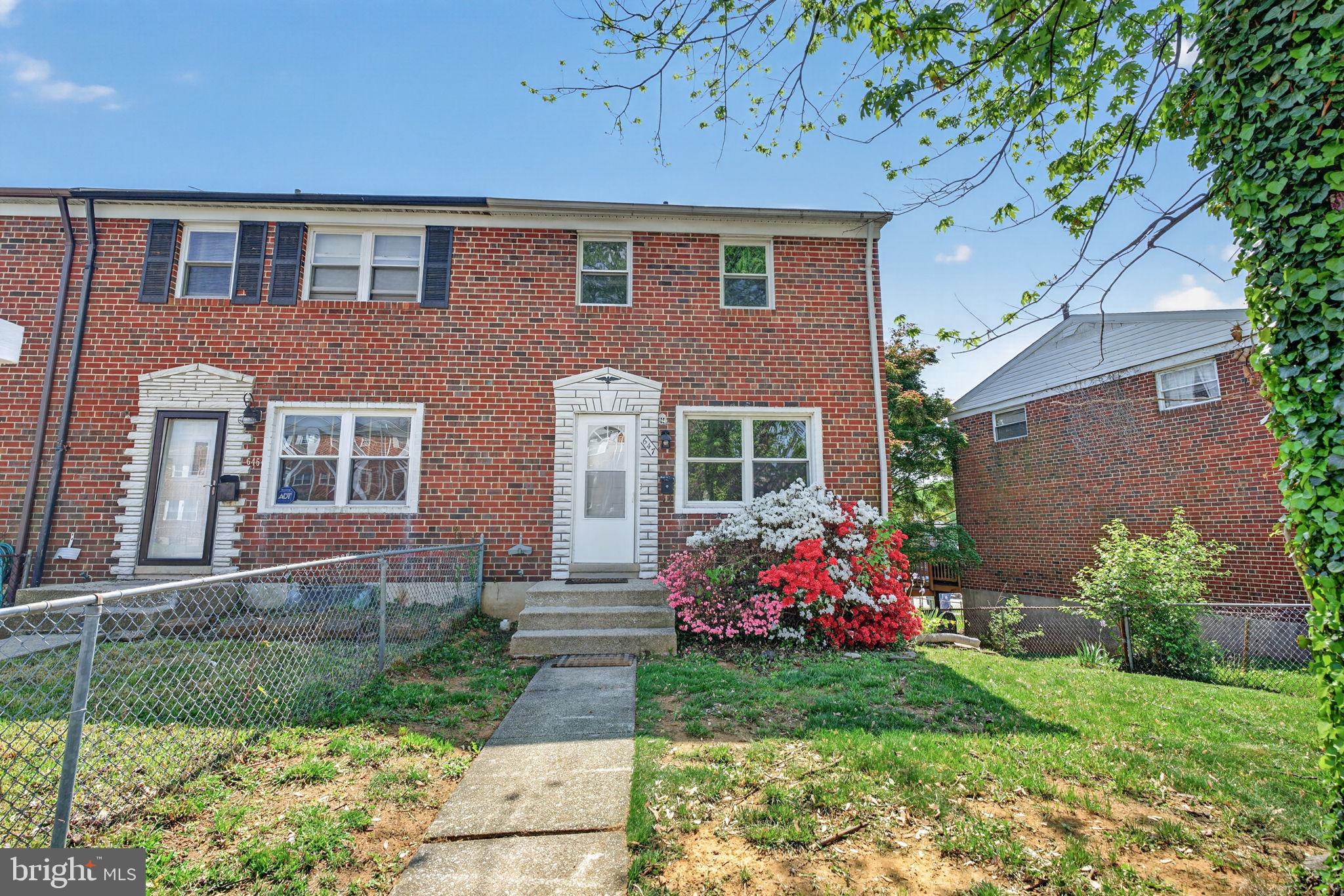 647 Charraway Road Baltimore, MD 21229 - Photo 4 of 45