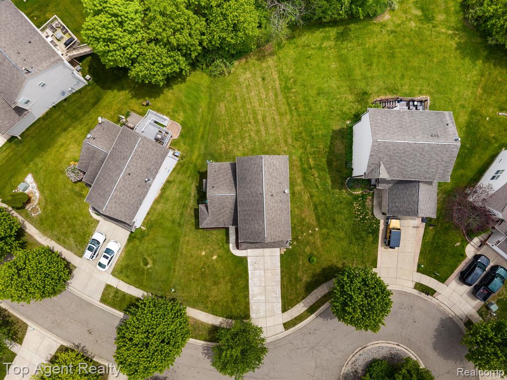 907 Deer Valley Road Holly, MI 48442 - Photo 38 of 44