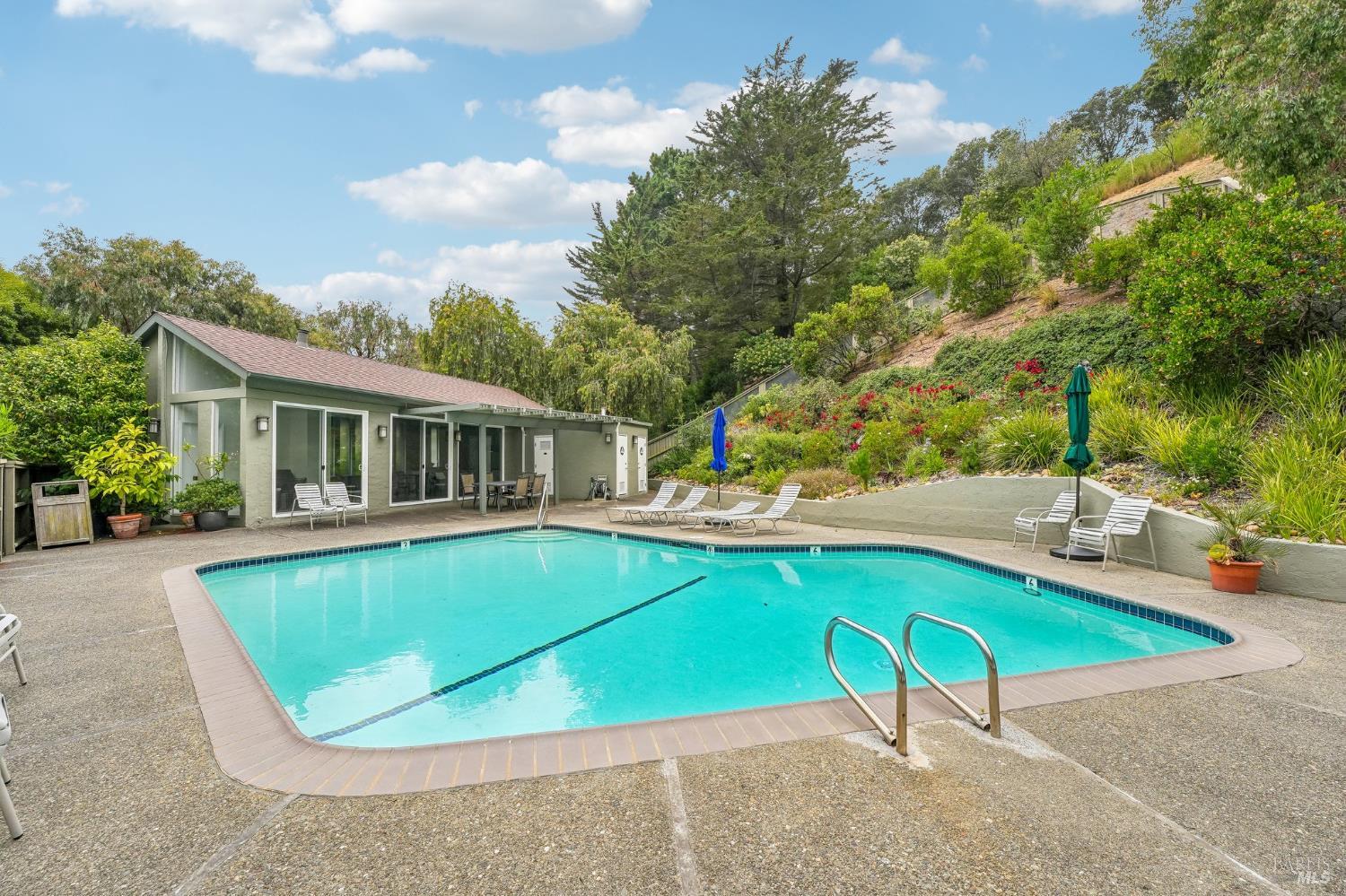 16 Anchorage Road Sausalito, CA 94965 - Photo 6 of 32