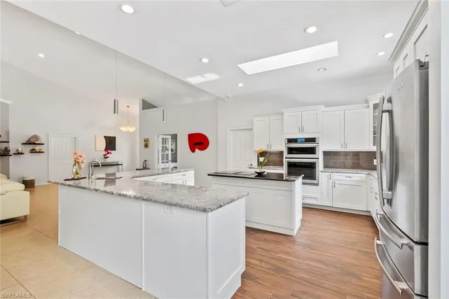 $2,399,999 | 5730 Golden Gate Parkway, Naples, FL 34116