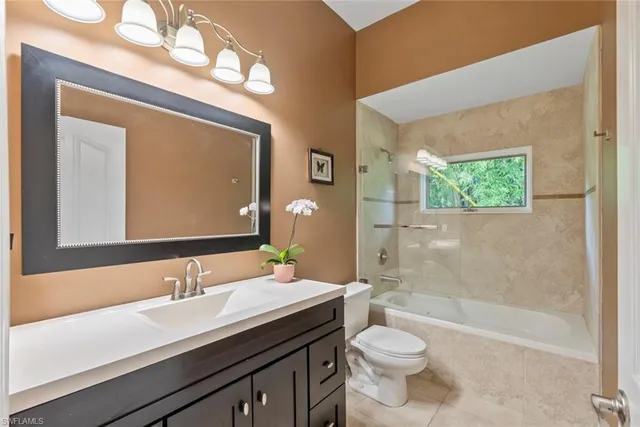 $2,399,999 | 5730 Golden Gate Parkway, Naples, FL 34116