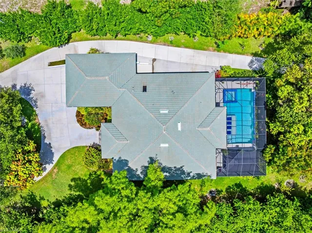 $2,399,999 | 5730 Golden Gate Parkway, Naples, FL 34116