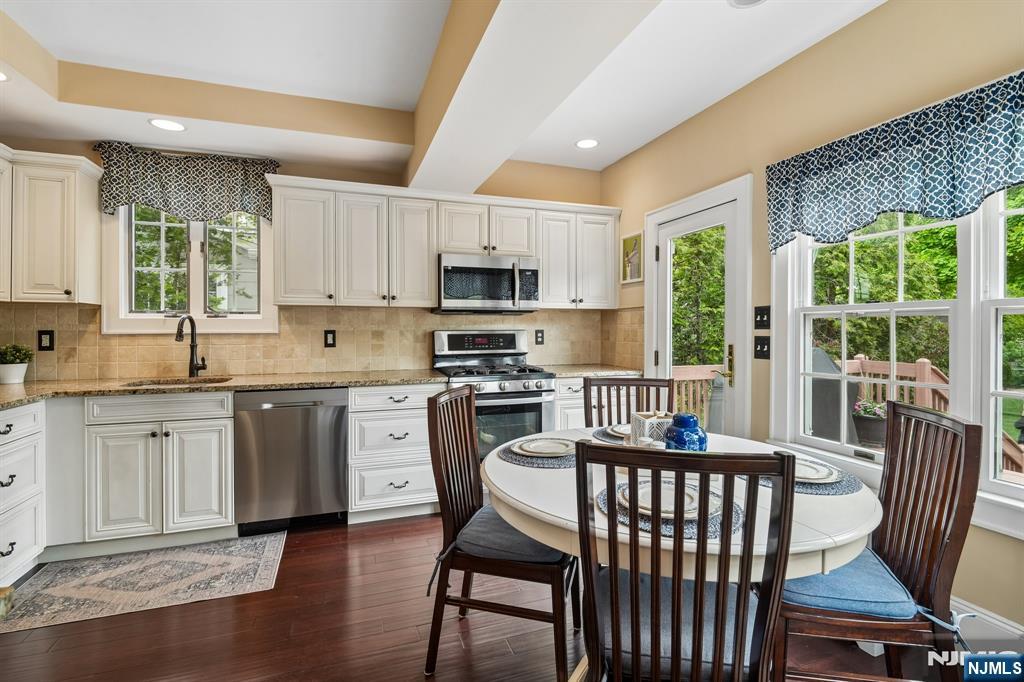 333 Bogert Avenue Ridgewood, NJ 07450 - Photo 18 of 48