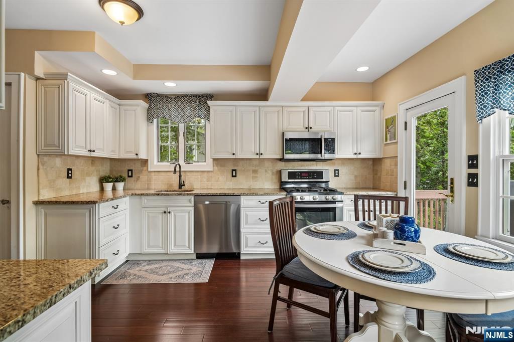 333 Bogert Avenue Ridgewood, NJ 07450 - Photo 19 of 48