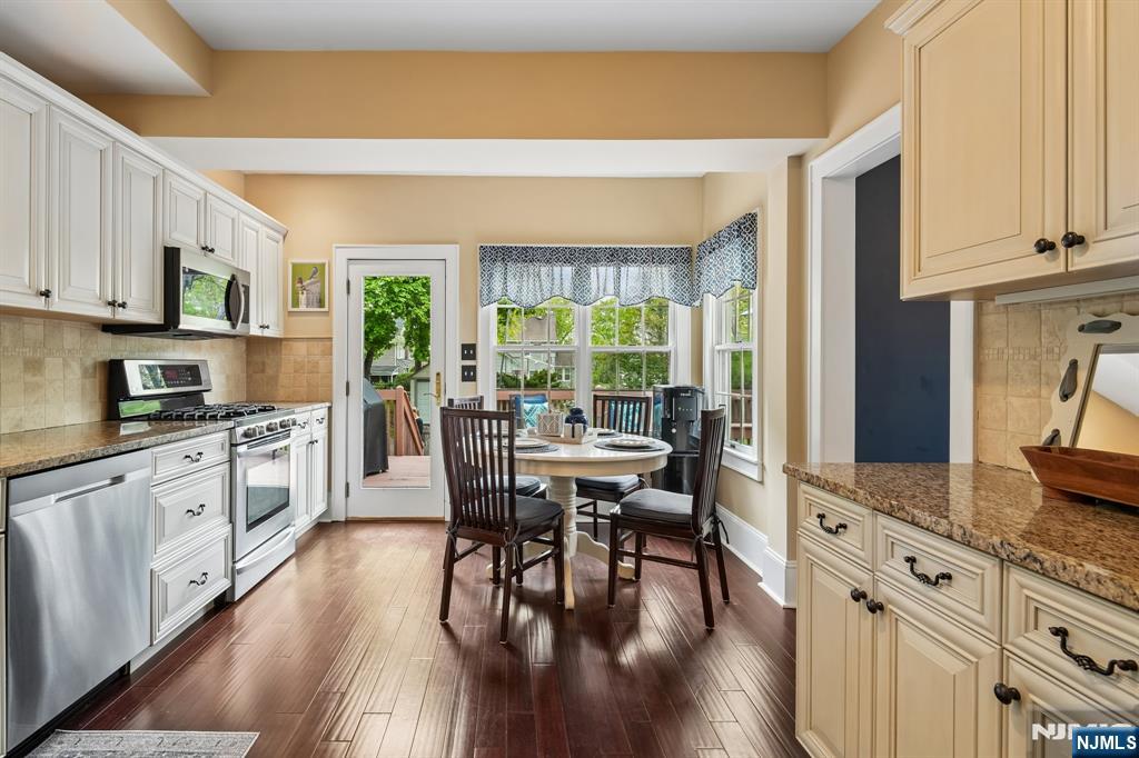 333 Bogert Avenue Ridgewood, NJ 07450 - Photo 21 of 48