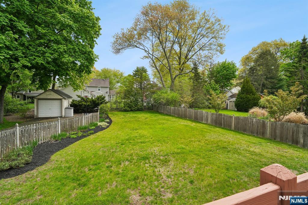 333 Bogert Avenue Ridgewood, NJ 07450 - Photo 45 of 48
