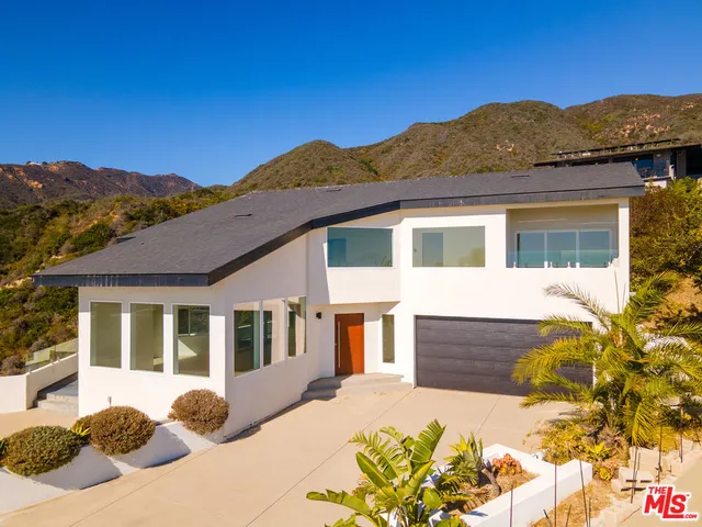 $2,700,000 | 3447 Shoreheights Drive, Malibu, CA 90265