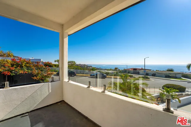 $2,700,000 | 3447 Shoreheights Drive, Malibu, CA 90265